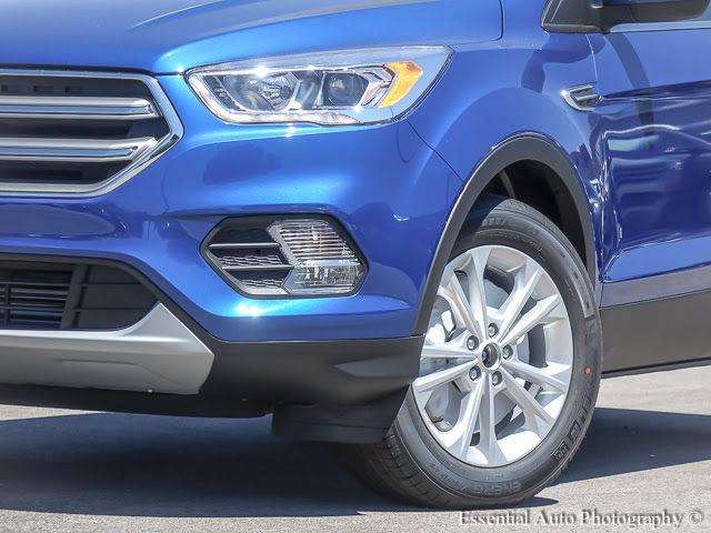 Ford Escape 2017 photo 2